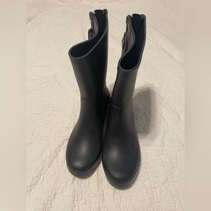 target rain boots size 9
